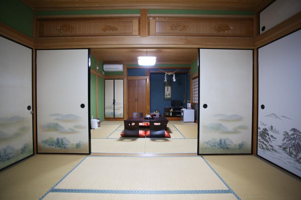 Minshuku Tenhou Hotel Takachiho Exterior photo